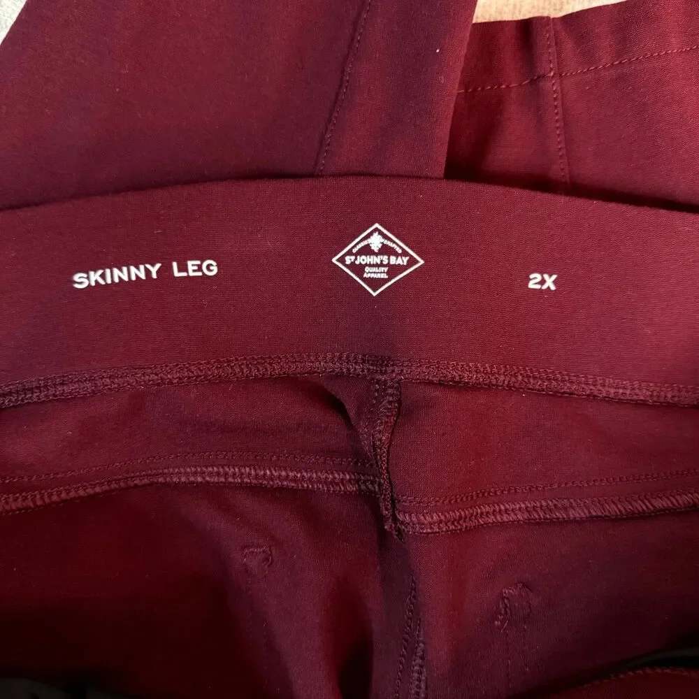 St. John's Bay Dark Red Skinny Leg Leggings‎ with Pockets Womens Size 2X